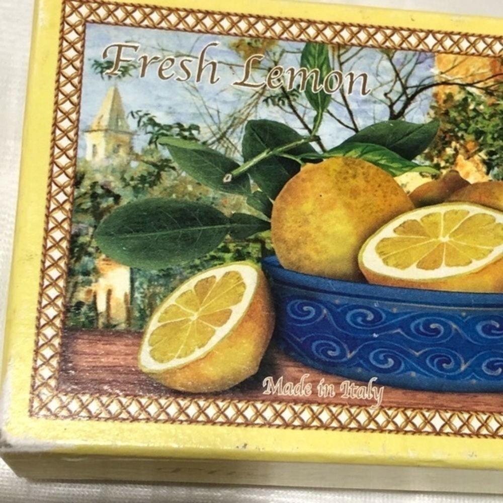 Saponificio Florentino lemon scented soap - Picture 4 of 8